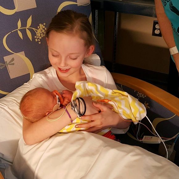 Meet your Posher, Mindy - Picture 1 of 1